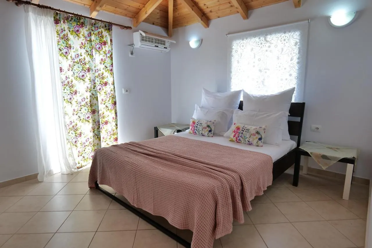 Kristal Apartments Ksamil Albania