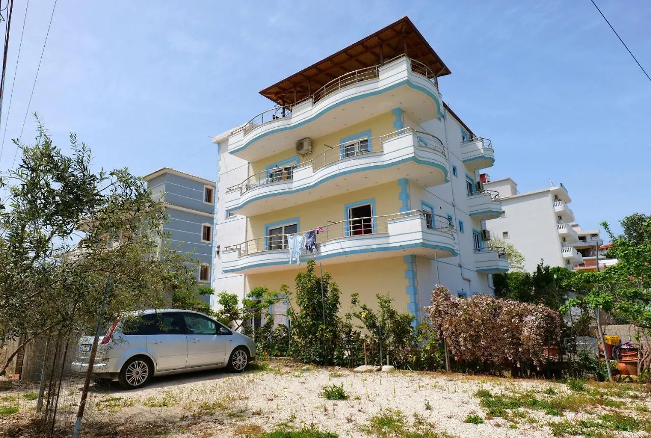 Kristal Apartments Ksamil