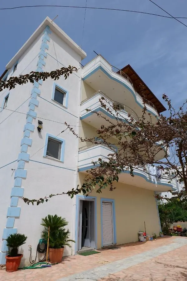Kristal Apartments Ksamil