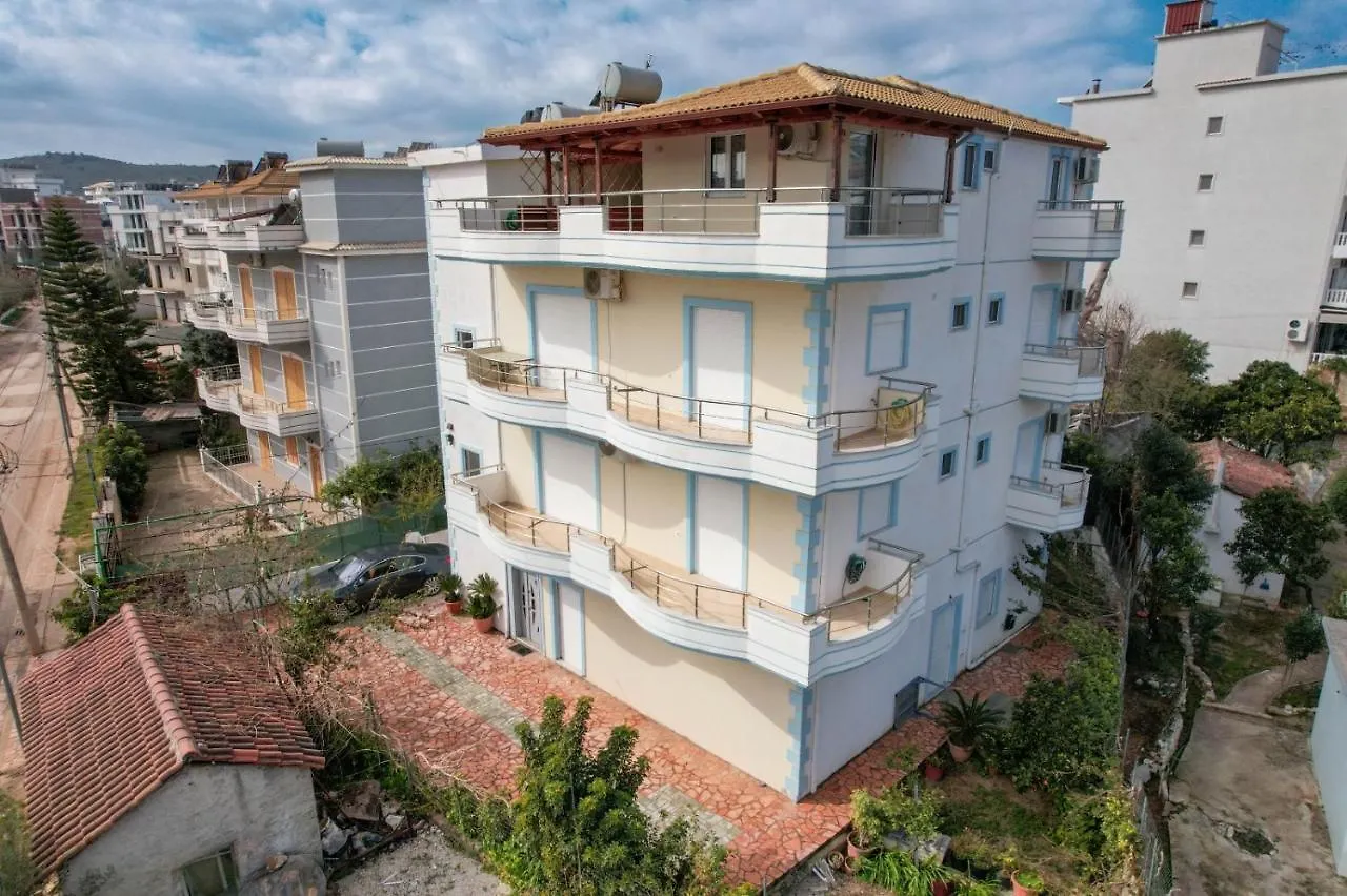 Kristal Apartments Ksamil