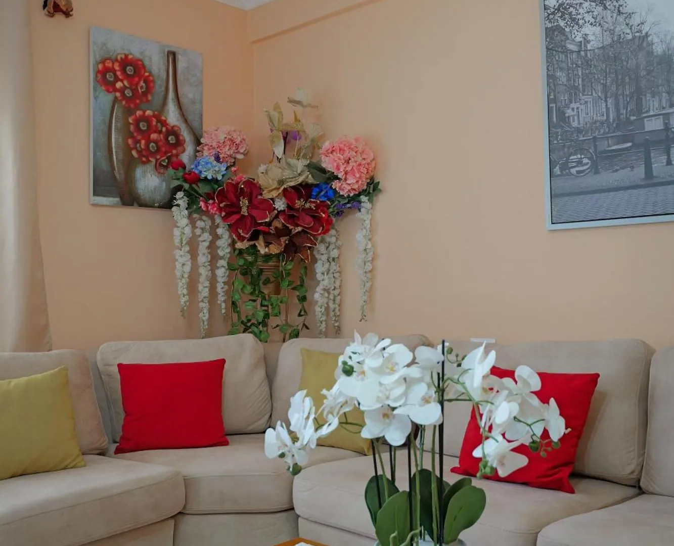 Kristal Apartments Ksamil