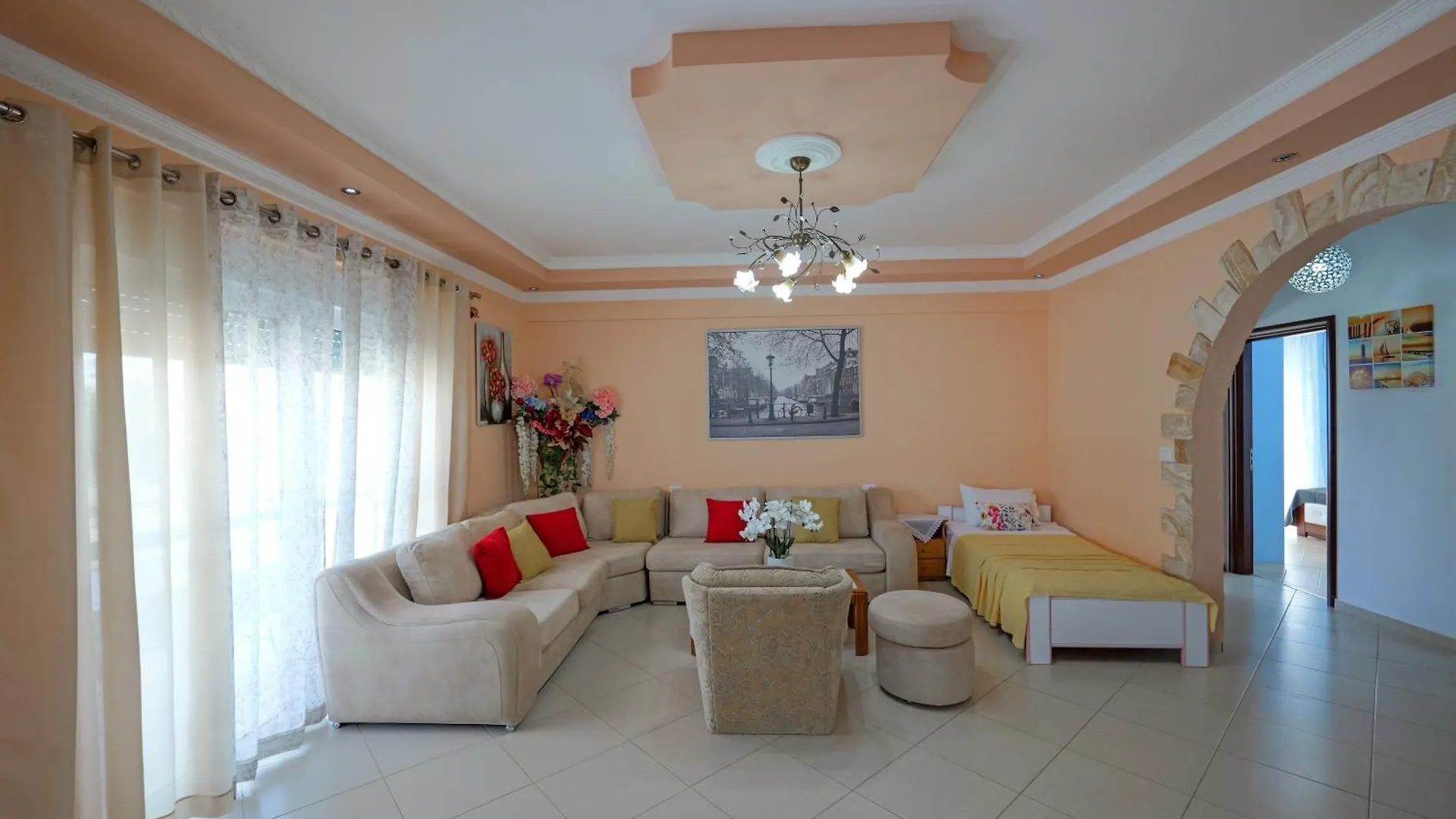 Kristal Apartments Ksamil Albanien