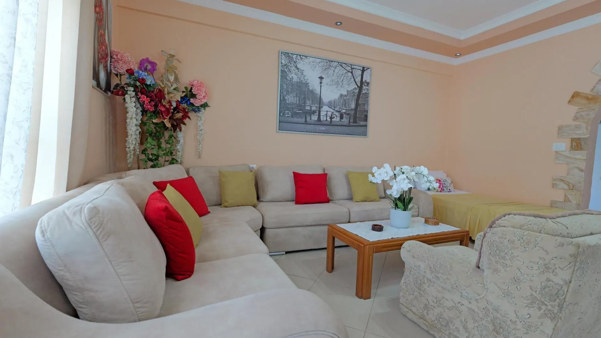 Kristal Apartments Ksamil Albanien