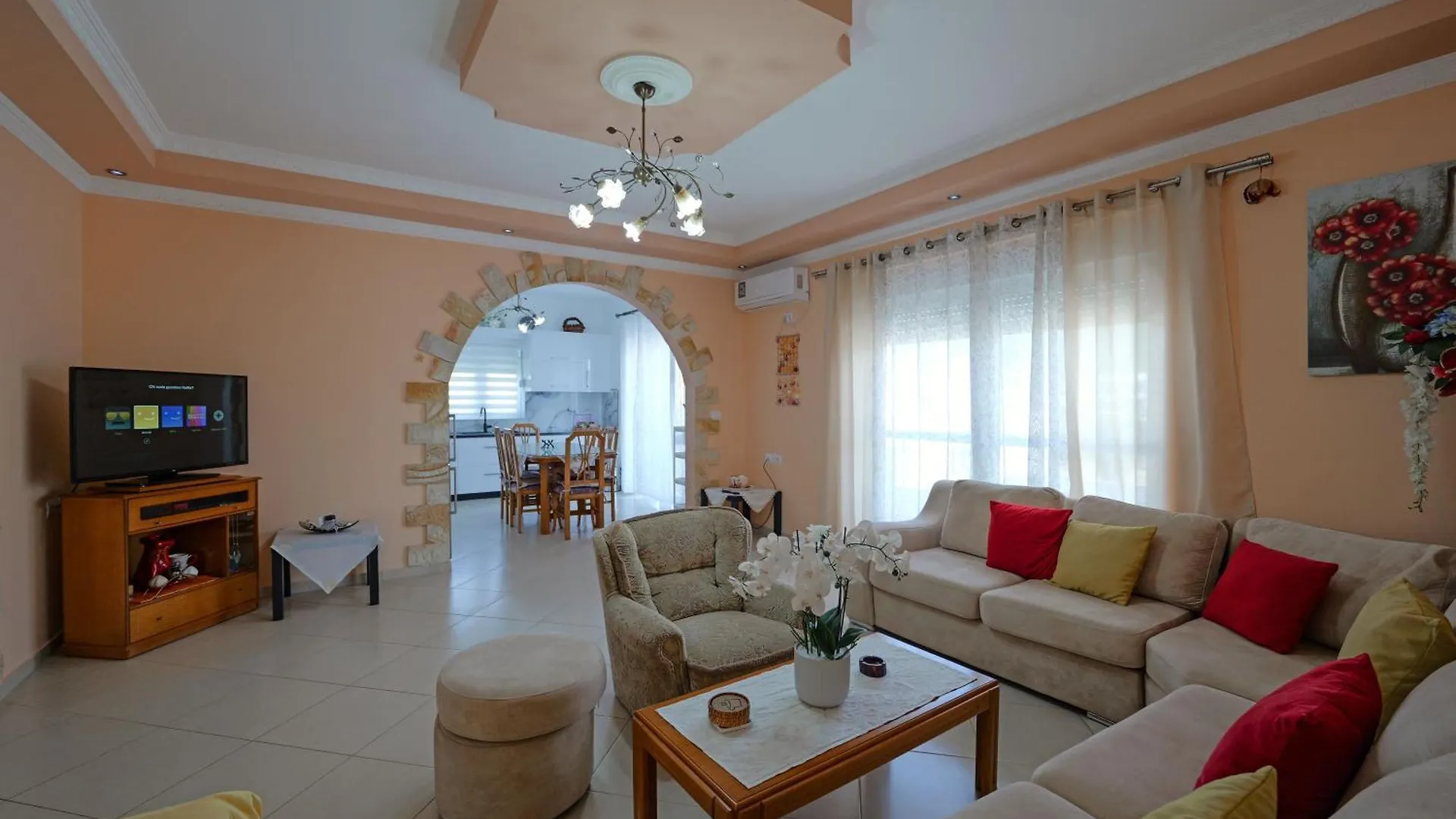 Kristal Apartments Ksamil