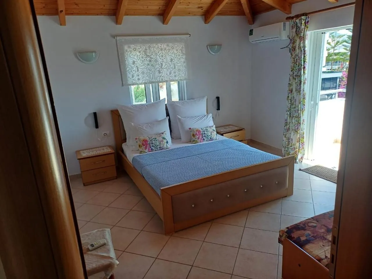 Kristal Apartments Ksamil 0*,  Albanien
