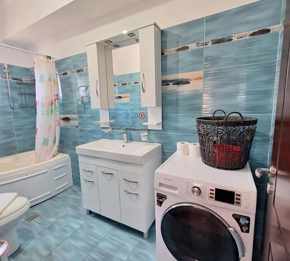 Kristal Apartments Ksamil