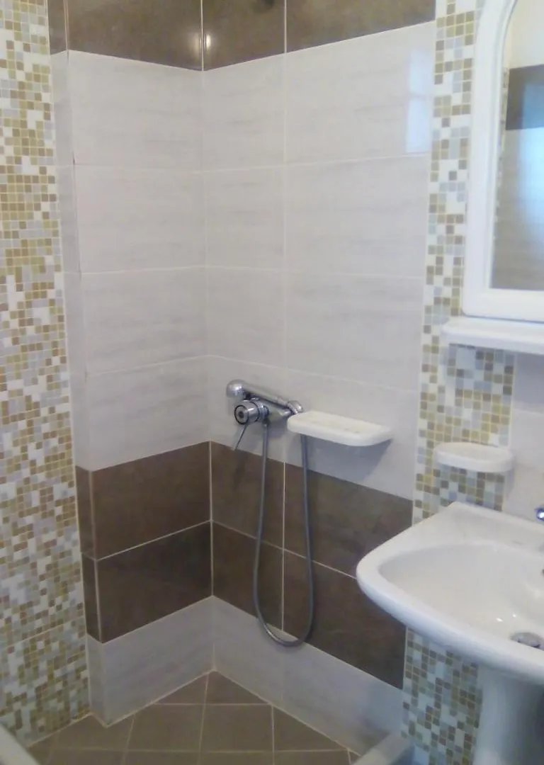 Kristal Apartments Ksamil